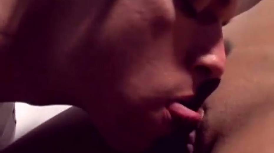 Naughty Candy Kiss and her boyfriend are having crazy sex in public place - 10. pic