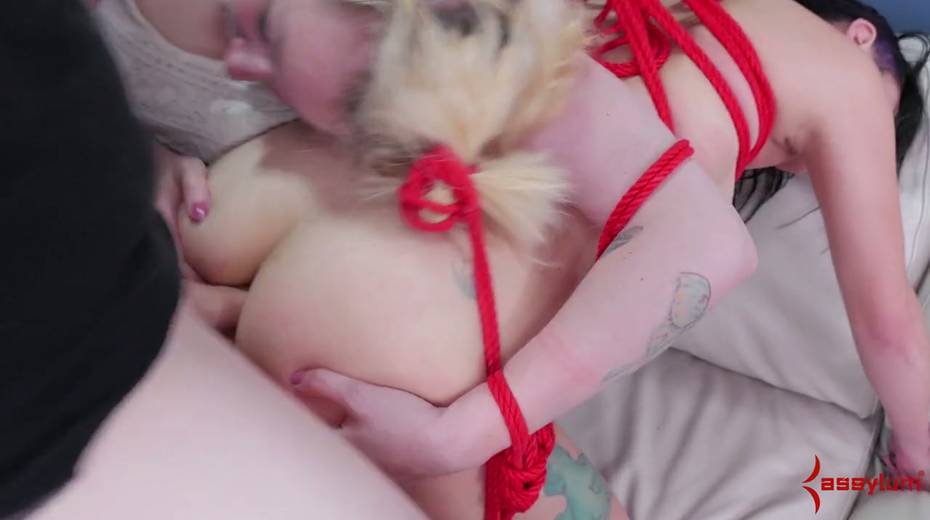 Two big bottomed chicks are fucked by two kinky and insatiable dudes - 24. pic