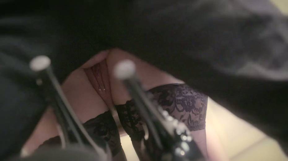 Blonde in stockings Xiona gets her pussy fucked and jizzed - 20. pic