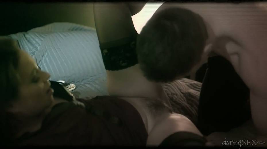 Alluring hairy pussy of sexually charged milf Silvia Lauren - 4. pic