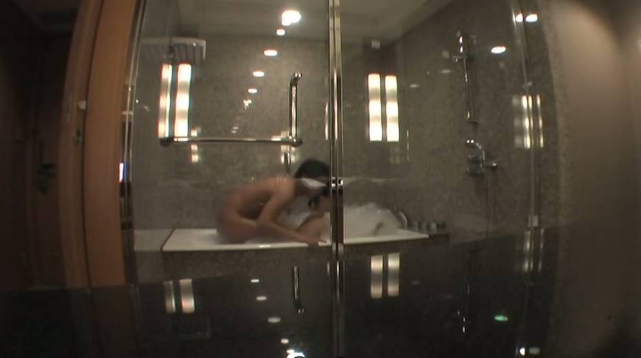 Lascivious Asian hussy is taking a super sensual bath with her lover - 2. pic