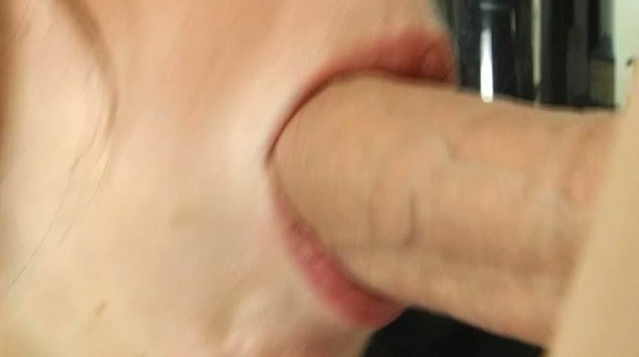 Four eyed teacher Gabriela Rossi gives hot blowjob to Scott Nails - 10. pic