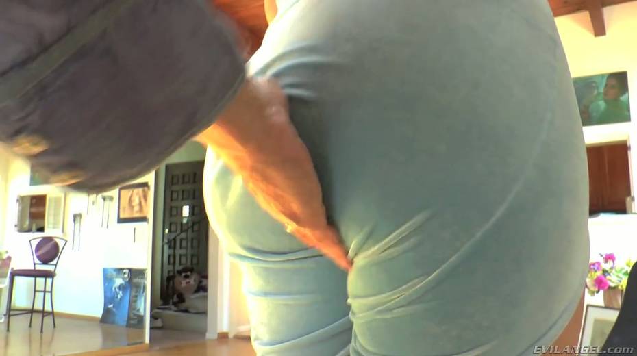 Bootyful chicks in leggings hot compilation video - 16. pic