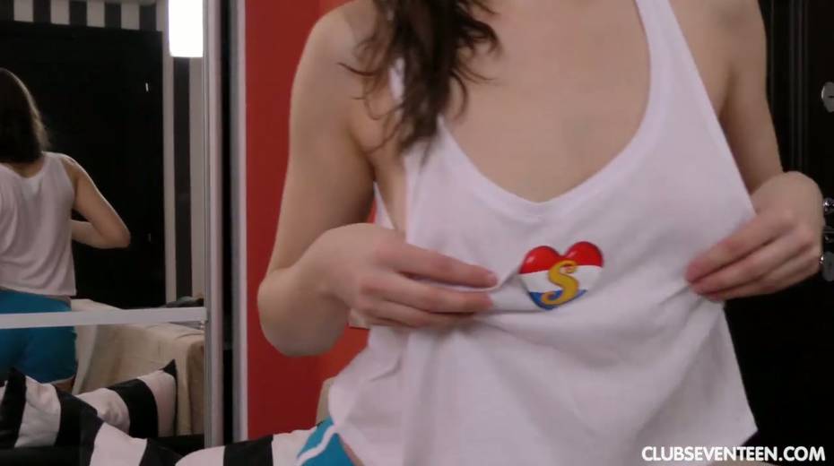 Tempting teen Sasha is dildo fucking her sweet looking punani - 2. pic