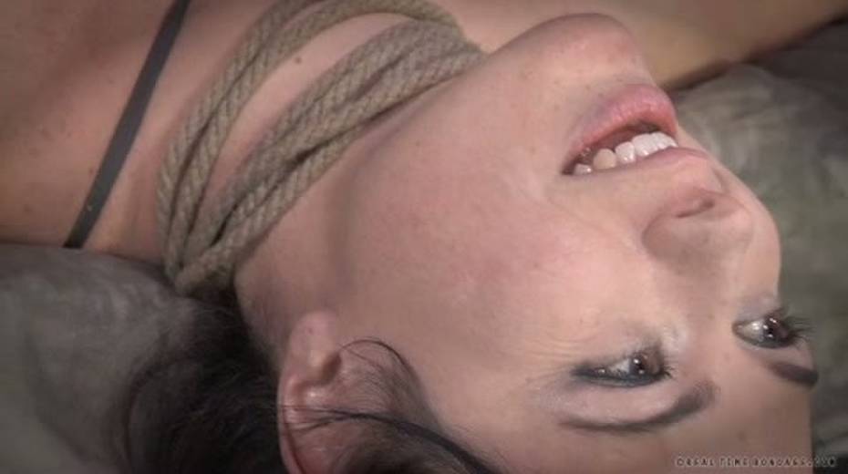 Tattooed chick with tied up tits is pissing before punishment - 9. pic