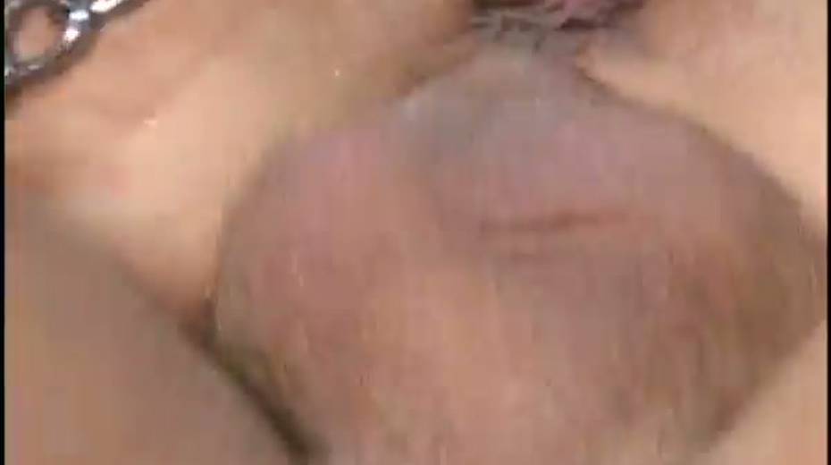 This bitch loves anal sex and she loves getting face fucked - 15. pic