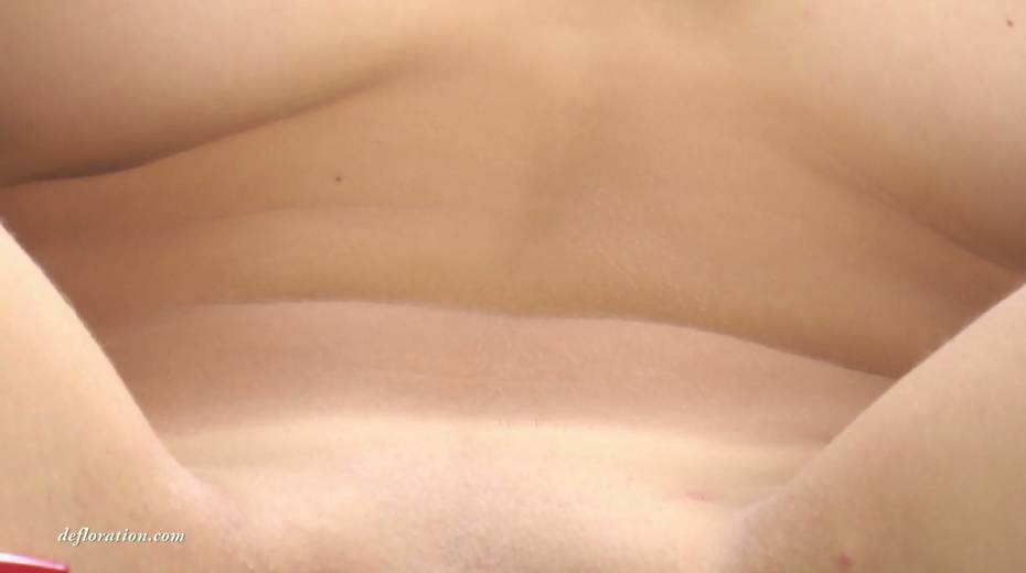 Mind blowing closeup pussy of pretty hot Russian babe Lenochka Chernova - 24. pic