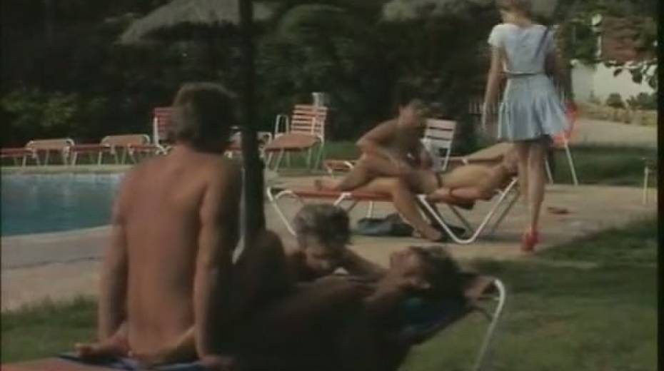 Unforgettable blowjob and orgy near the pool with hot chicks in bikini - 2. pic