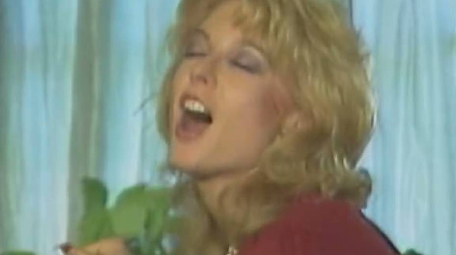 Horny blonde cougar Nina Hartley fucks passionately doggy style - 12. pic