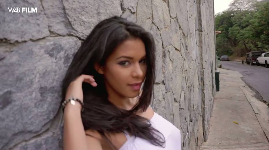 Jaw dropping busty babe Kendra Roll is masturbating her tasty pussy - 3. pic