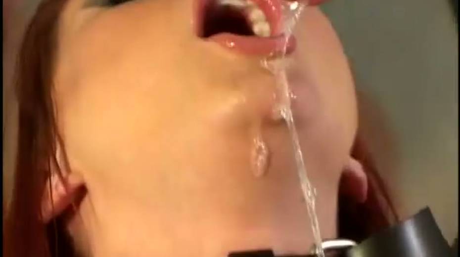 Fat ass sexpot Katja Kassin gives her lover a sloppy blowjob - 14. pic