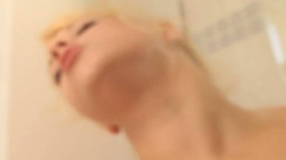 Two gorgeous blonde lesbians make love in the shower - 9. pic