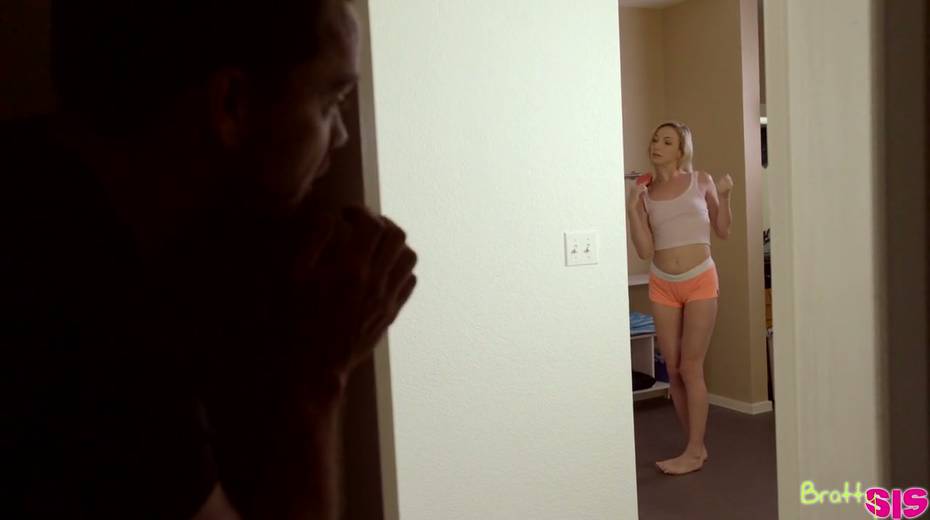 Yummy teen Zoe Parker is fucked by hot blooded stepbrother - 14. pic