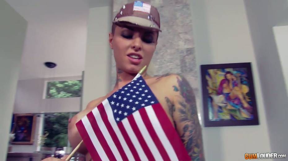 Super slutty chick in sexy soldier uniform Christy Mack goes wild on heavy cock - 4. pic