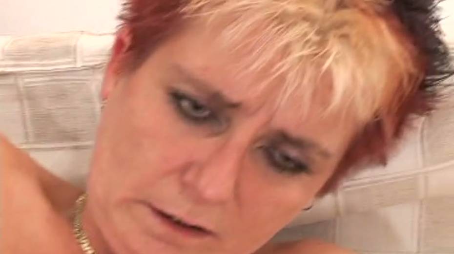 Skanky old whore in black stockings takes a hard pussy pounding - 15. pic