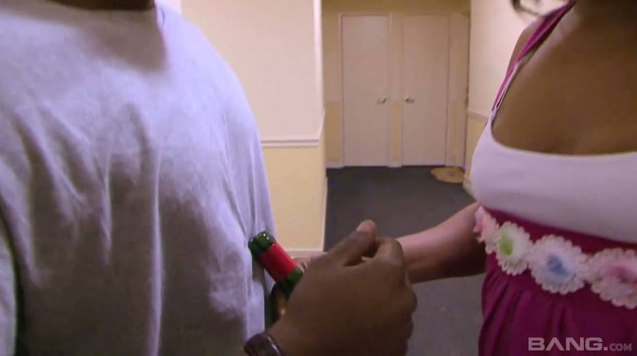 Ebony hooker is eager for huge black dick of her neighbor - 2. pic