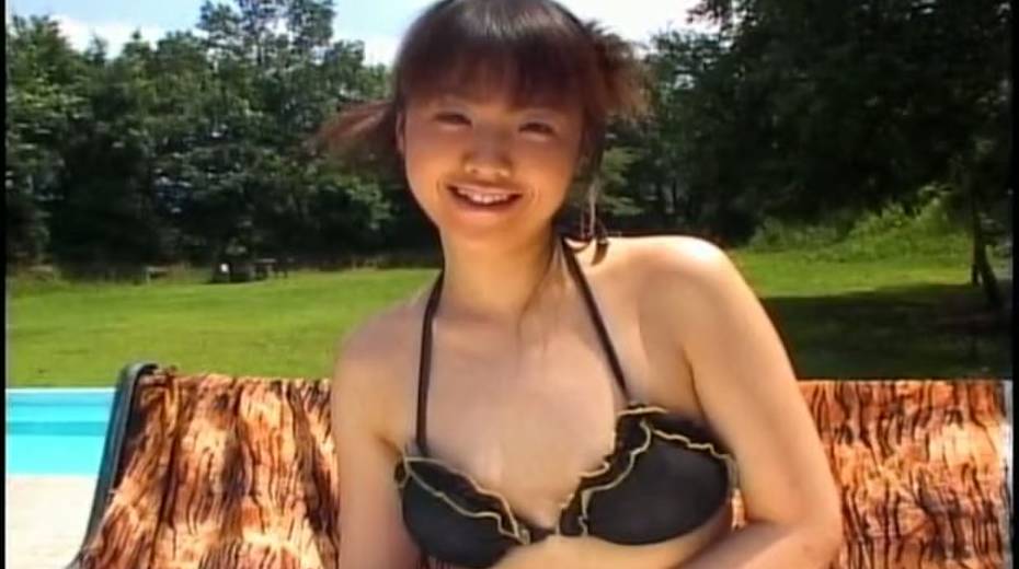 Japanese doll bathing in the outdoor pool wearing sexy tiny bikini - 6. pic