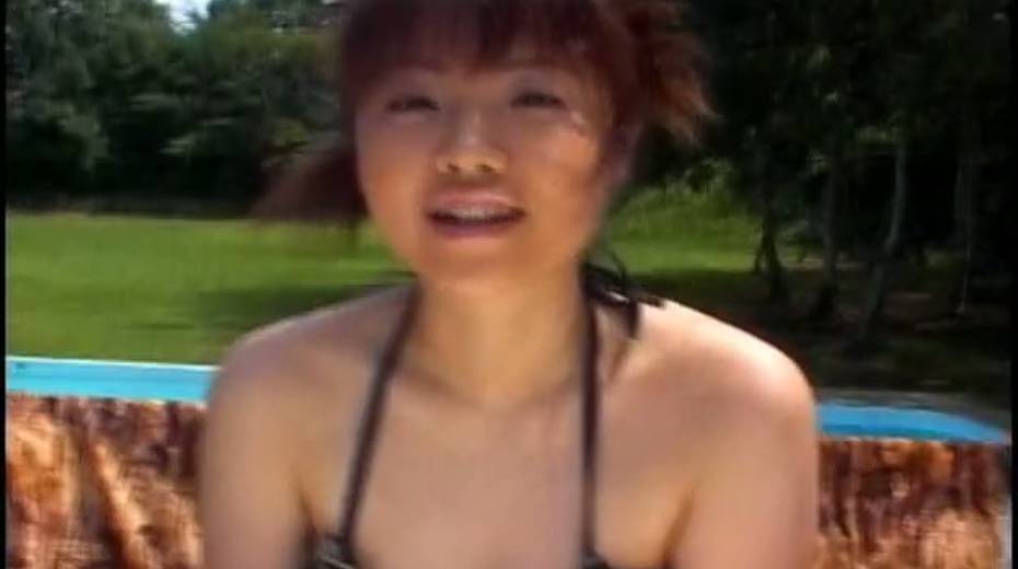Japanese doll bathing in the outdoor pool wearing sexy tiny bikini - 12. pic