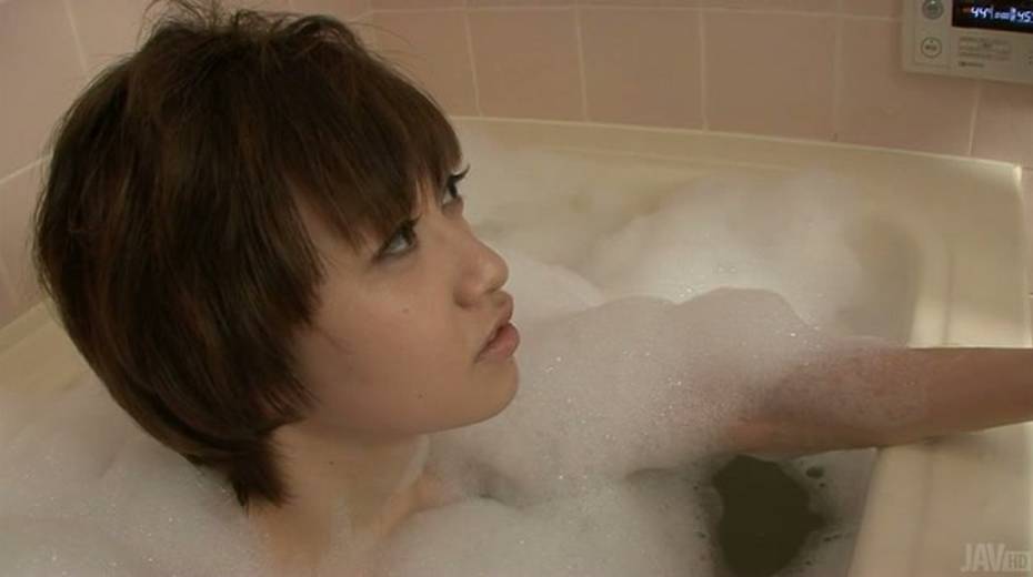 Neat nympho Akina Hara sucks her lover's dick masterfully while bathing - 4. pic