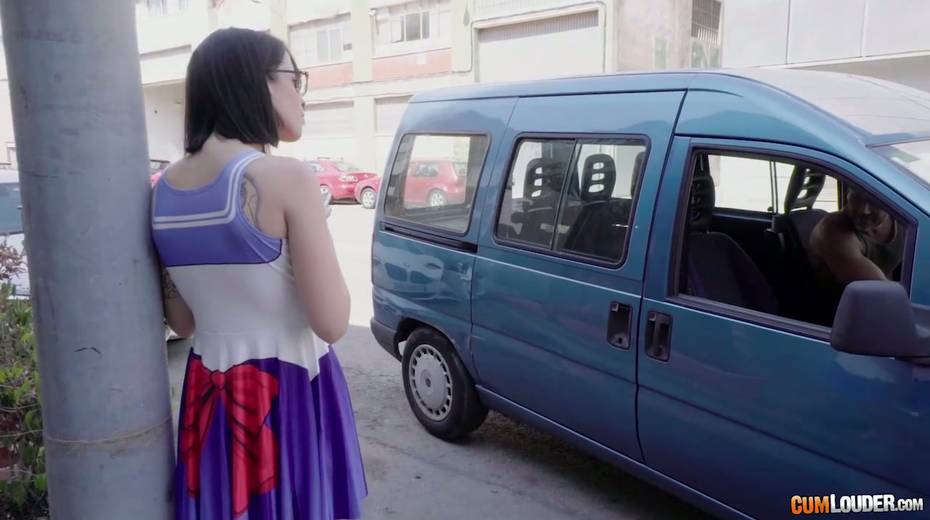 Tattooed picked up chick Lilyan gives a blowjob in the car and gets her pussy fucked indoor - 2. pic