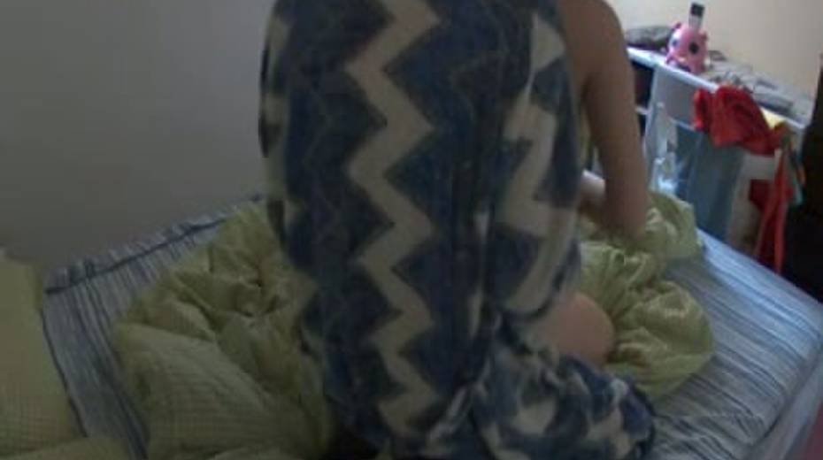 This amateur chick gets ruthlessly banged doggy style in front of the camera - 7. pic