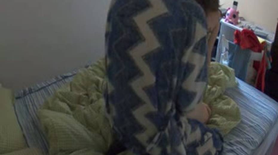 This amateur chick gets ruthlessly banged doggy style in front of the camera - 8. pic