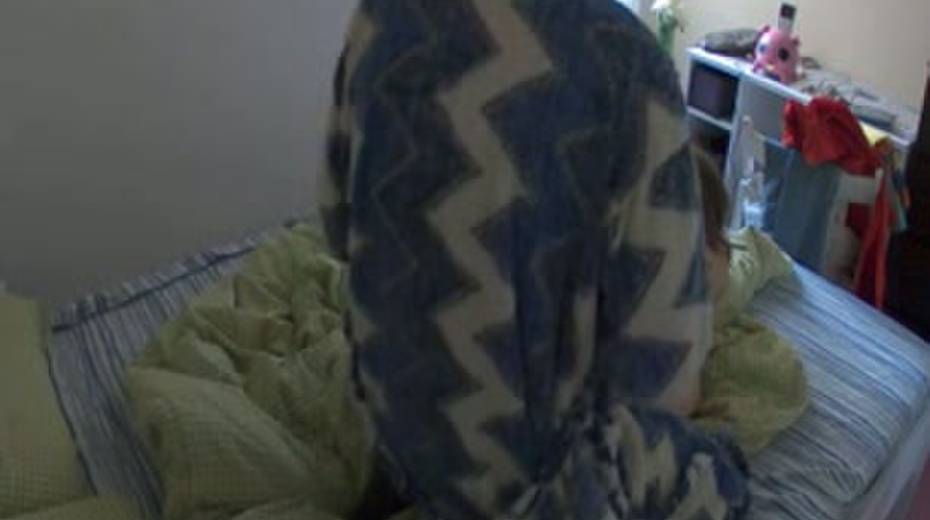This amateur chick gets ruthlessly banged doggy style in front of the camera - 10. pic
