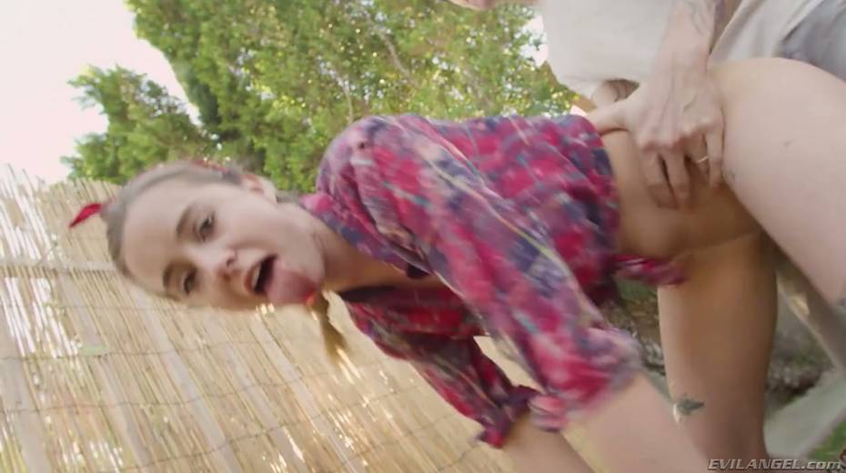 Yummy gardener Haley Reed hooks up with her perverted neighbor - 12. pic