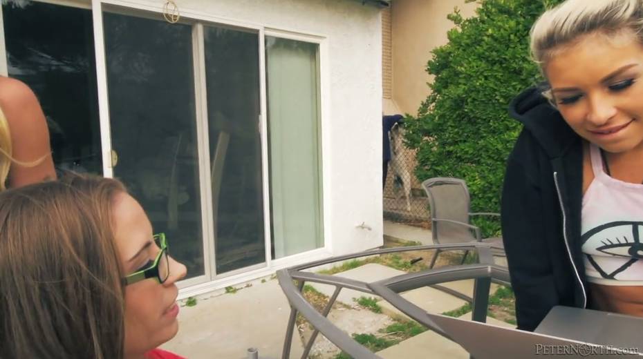Hot behind the scene video featuring nasty chick Norah Nova - 2. pic