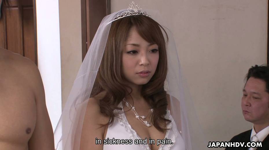 Whorish Japanese braid Mirei Oomori sucks dick at the altar - 9. pic