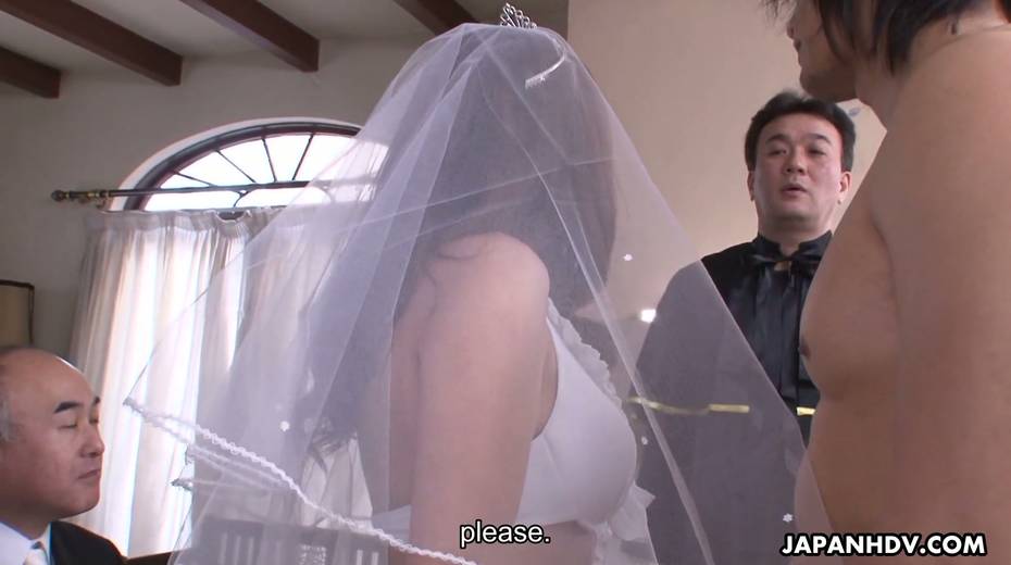 Whorish Japanese braid Mirei Oomori sucks dick at the altar - 14. pic