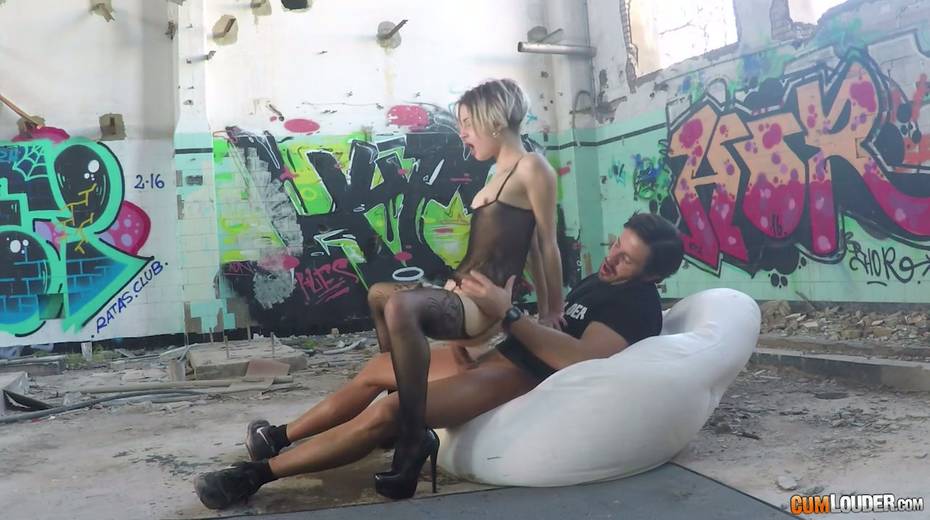 Fucking hot bitch in stockings Mey Madness is impaled on heavy dong - 18. pic
