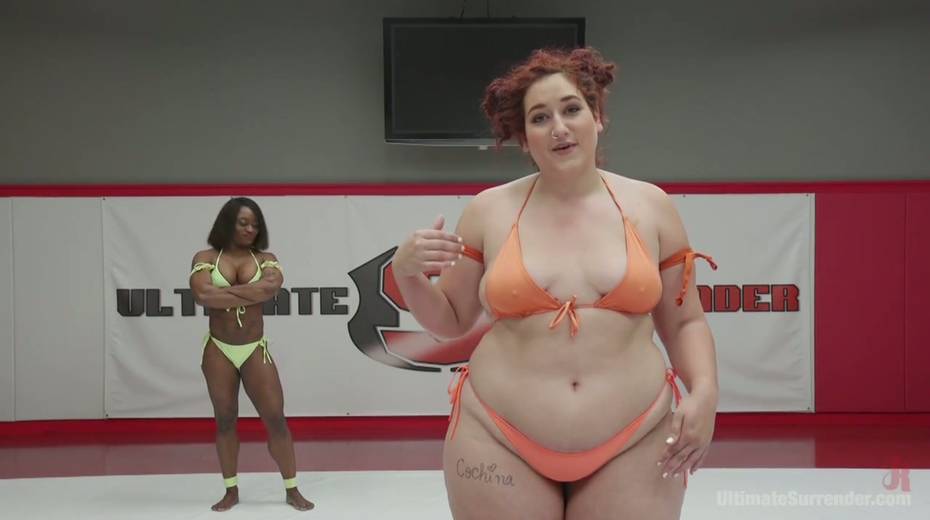 Huge female bodybuilder Kelli Provocateur fucks one nasty chick in the ring - 2. pic
