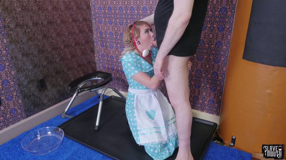 Kinky dude fucks deep throat of submissive blond girl and makes her lick anus - 11. pic