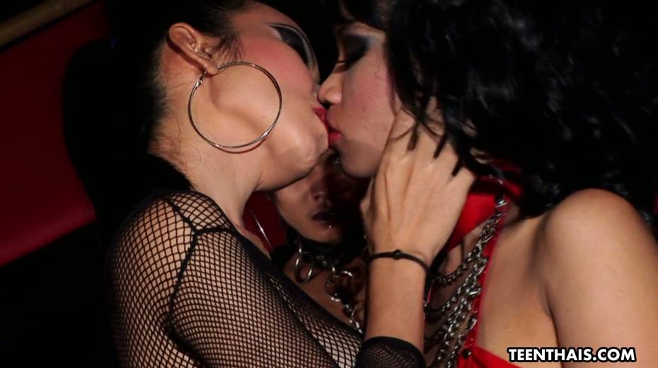 Two exotic Thai chicks fuck one dude in one private club of perverts - 3. pic