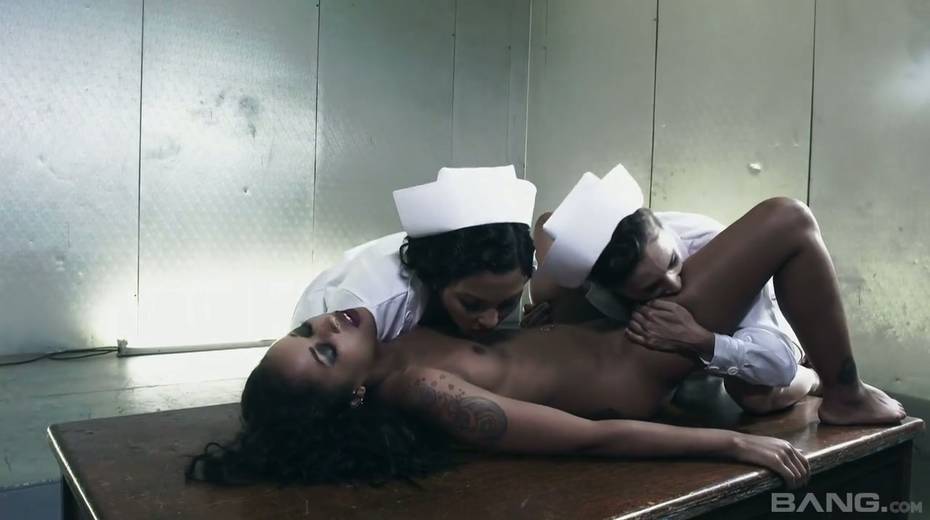 Filthy nurses is pleasing pussy of one sex appeal patient - 7. pic