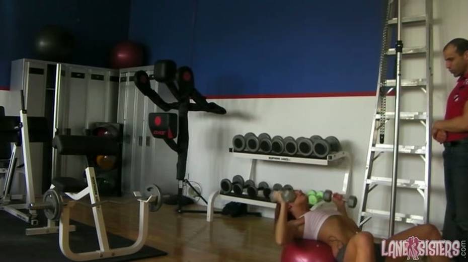 Nasty gym workout with super sporty horny and sexy brunette girlie - 3. pic