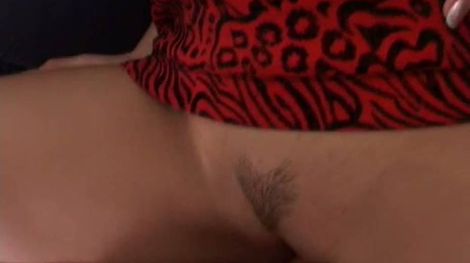 Dude fucks slit of amateur girlfriend with trimmed pussy - 8. pic