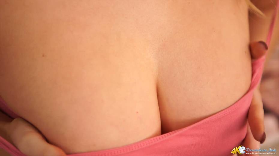 Well stacked hottie Penny Lee exposes her big beautiful boobies - 11. pic