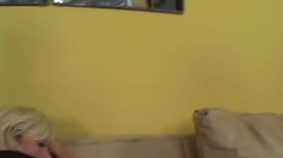 Curvy cheerleader boned hard in a doggy position - 4. pic