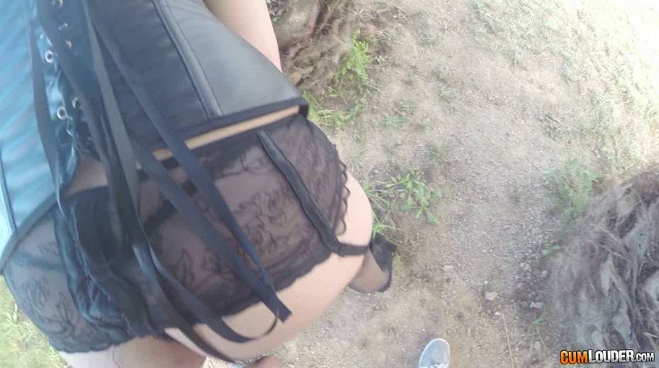 Filthy brunette hoe sucking big fat cock outdoor - 9. pic