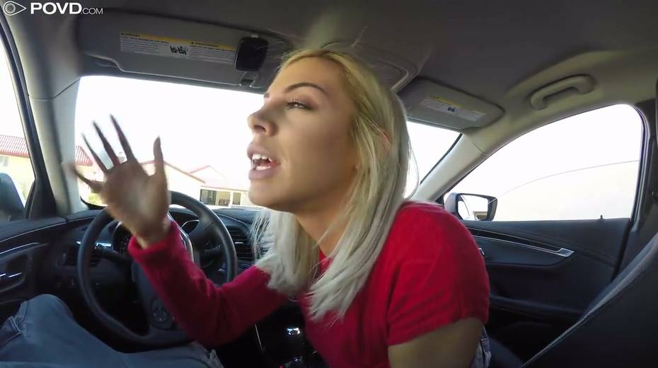 Blond wench Allie Nicole gives a blowjob in the car and gets her muff rammed - 10. pic
