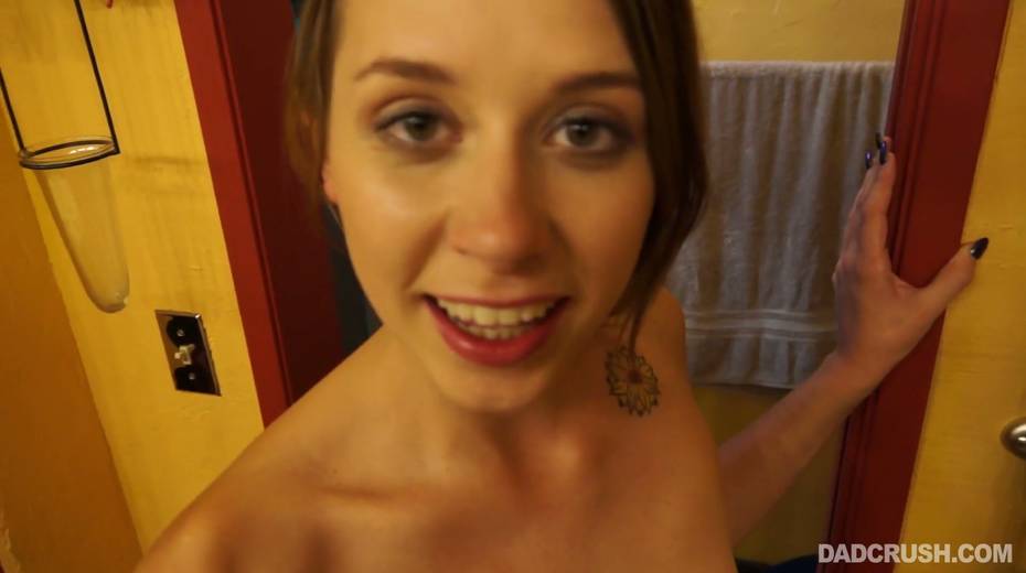 Gorgeous chick Zoey Laine does exercises and gets rammed hard in hot pov clip - 14. pic