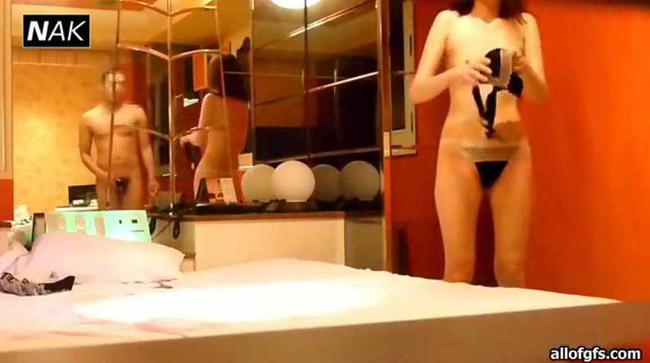 Horny Asian boyfriend fucks his girlfriend missionary style - 11. pic