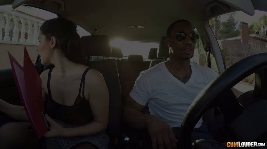 Italian hottie Valentina Nappi hooks up with black driving instructor - 4. pic