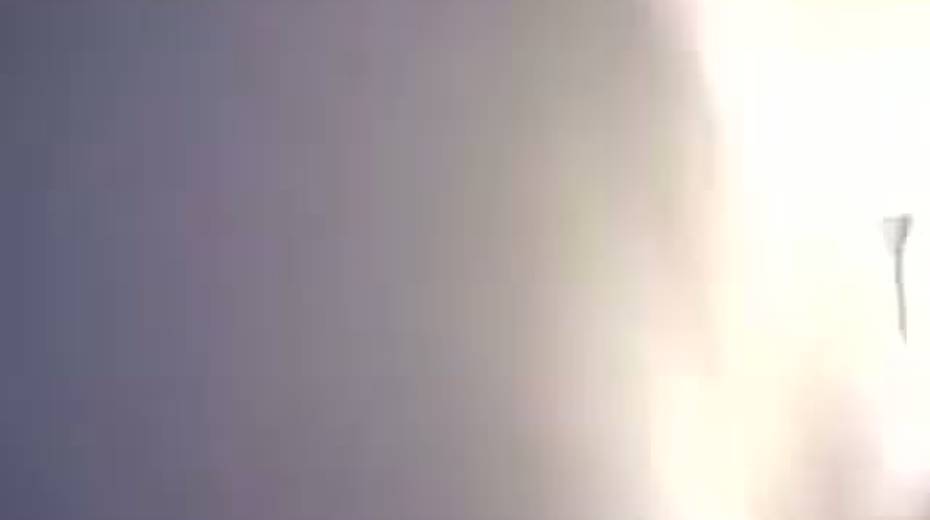 Spoiled bitch gives hot blowjob and rimjob to her BF - 6. pic