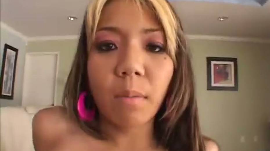 Massive white penis is everything this lusty chick desires every day - 10. pic