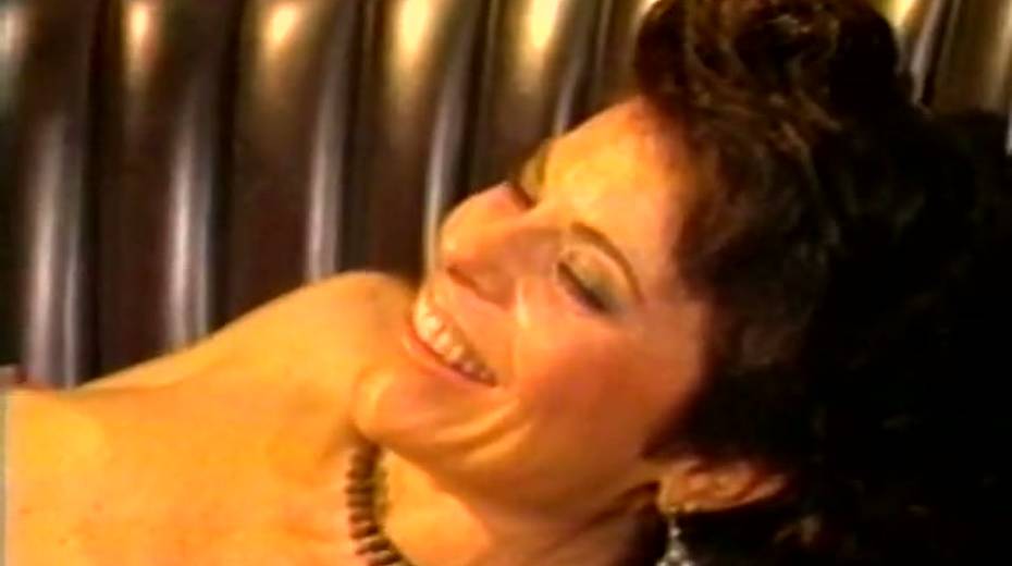 Raunchy dude fucks brunette hottie and jizzes on her shaved pussy - 5. pic
