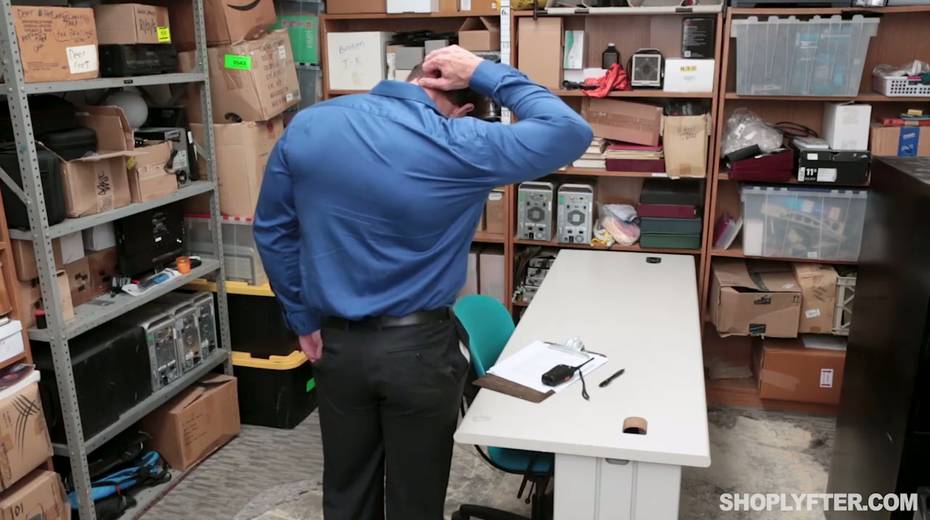 Curly brunette with sexy body Liv Revamped gets punished for shoplifting - 3. pic