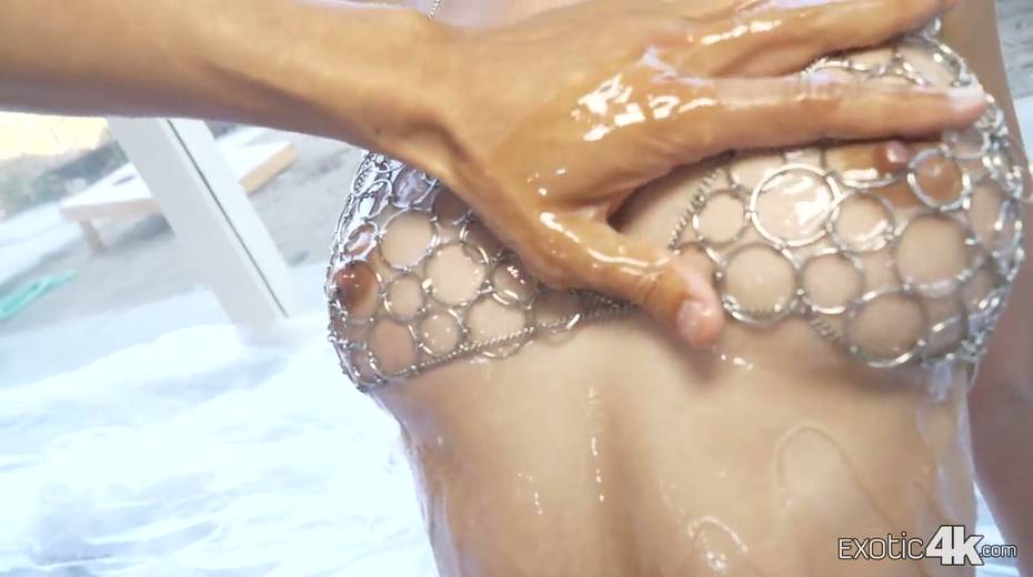 Lubed babe Charity Crawford tries to cope with massive long dick - 2. pic